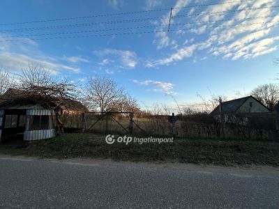 Eladó külterületi telek Nyíregyháza
