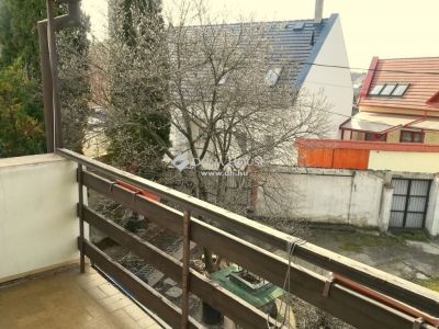 Eladó családi ház Eger