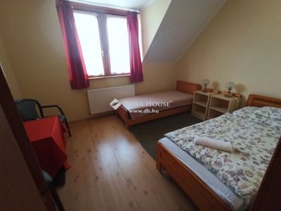 Eladó családi ház Eger