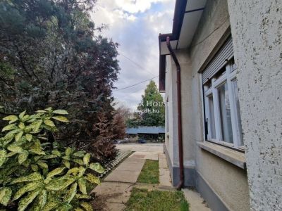Eladó családi ház Budapest