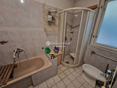 Eladó családi ház Budapest