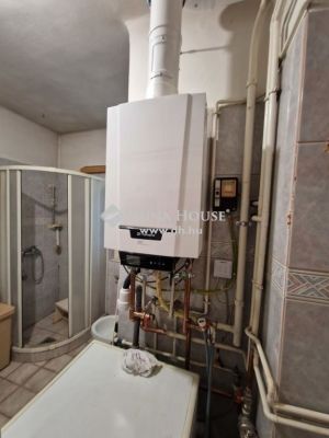 Eladó családi ház Budapest