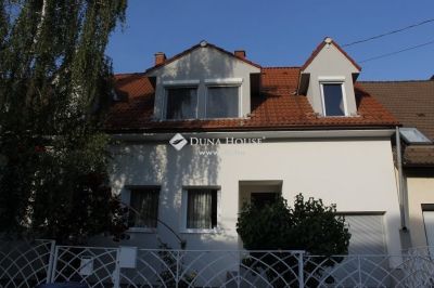 Eladó sorház Pécs
