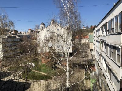 Eladó lakás Esztergom