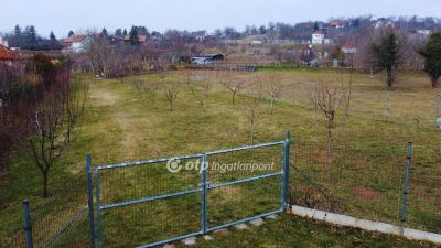Eladó lakóövezeti telek Balatonalmádi
