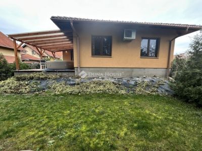 Eladó családi ház Vecsés