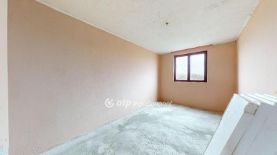 Eladó családi ház Encs