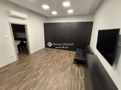 Kiadó iroda lakásban Debrecen
