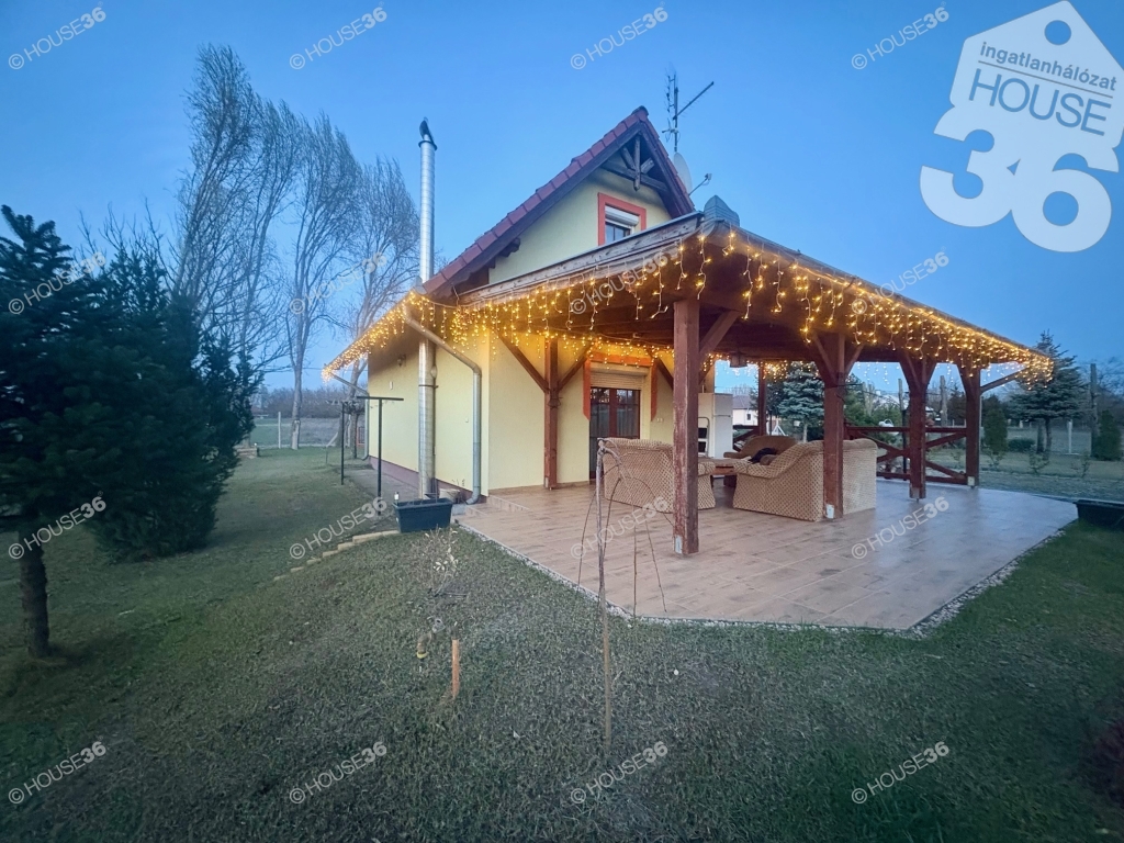 Eladó családi ház Kecskemét