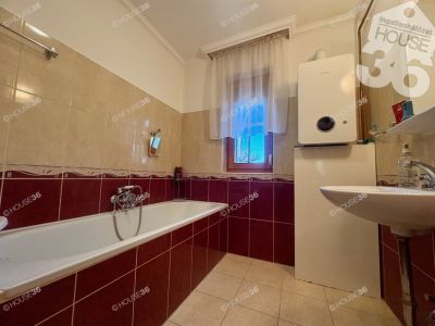 Eladó családi ház Kecskemét