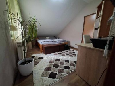 Eladó lakás Zalaegerszeg