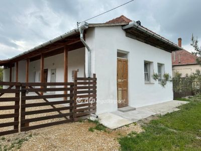 Eladó családi ház Tiszanána