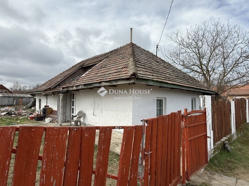 Eladó családi ház Kóka