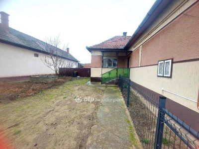 Eladó családi ház Hosszúpályi