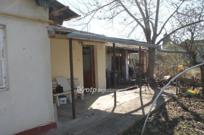Eladó családi ház Tószeg