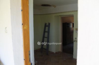 Eladó családi ház Tószeg