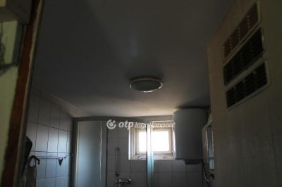 Eladó családi ház Tószeg