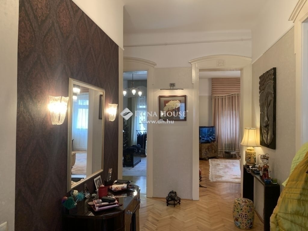 Eladó lakás Budapest
