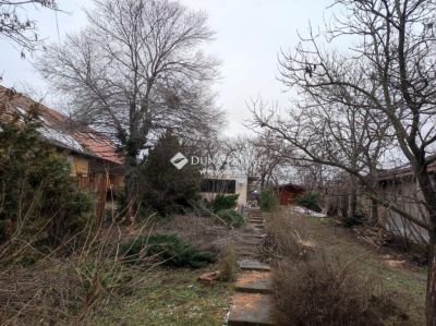 Eladó lakóövezeti telek Budapest