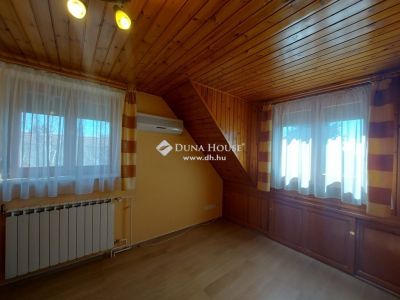 Eladó családi ház Szolnok