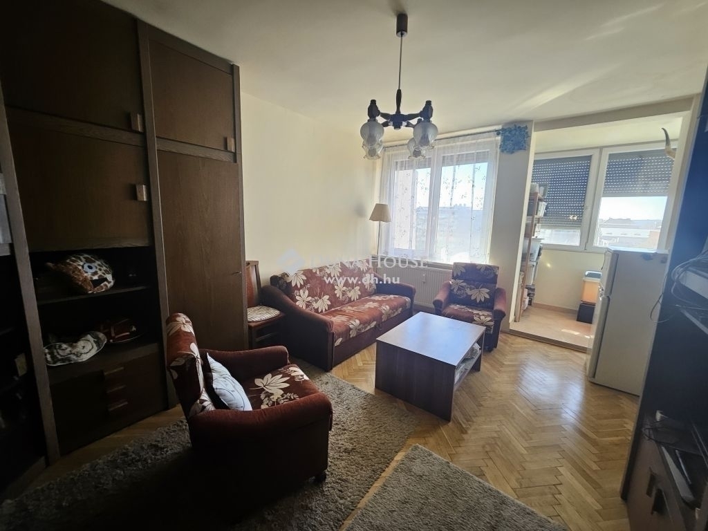 Eladó lakás Budapest