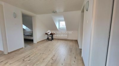 Eladó családi ház Budapest