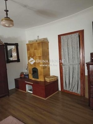 Eladó családi ház Kosd