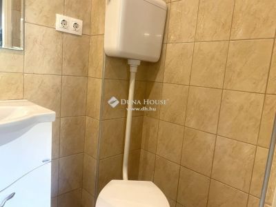 Eladó családi ház Budapest