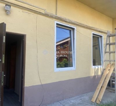 Eladó családi ház Budapest