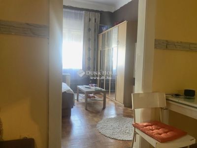 Eladó családi ház Budapest