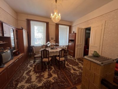 Eladó családi ház Budapest