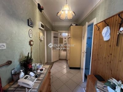 Eladó családi ház Budapest