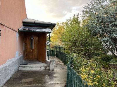 Eladó családi ház Budapest