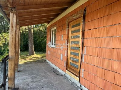 Eladó családi ház Leányfalu