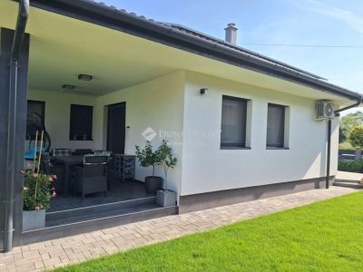 Eladó családi ház Erdőkertes