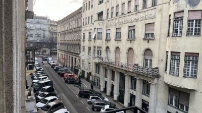 Eladó lakás Budapest