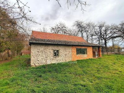 Eladó családi ház Szolnok