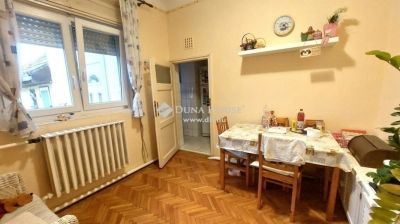 Eladó családi ház Budapest