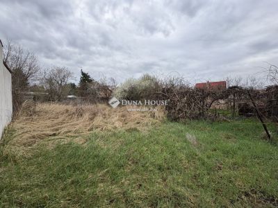 Eladó lakóövezeti telek Vecsés