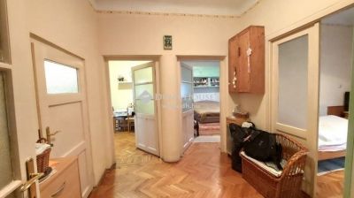 Eladó családi ház Budapest