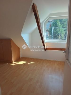 Eladó családi ház Pécs