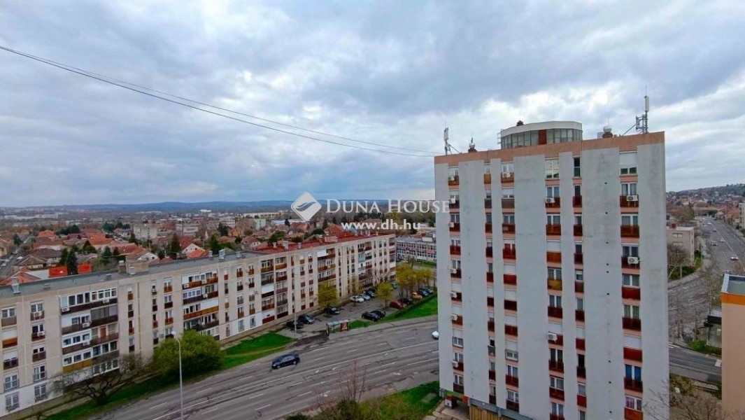 Eladó lakás Pécs