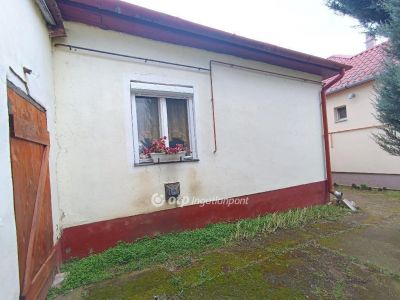 Eladó családi ház Demecser
