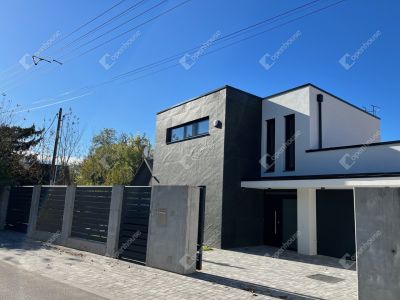 Eladó családi ház Dunakeszi