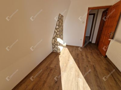 Eladó családi ház Dunakeszi