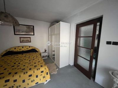 Eladó családi ház Pécs