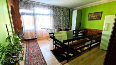Eladó családi ház Budapest