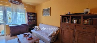 Eladó lakás Győr