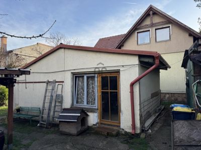Eladó családi ház Budapest