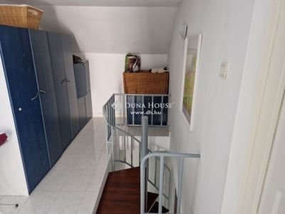 Eladó lakás Budakeszi